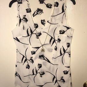 Covington blouse like new